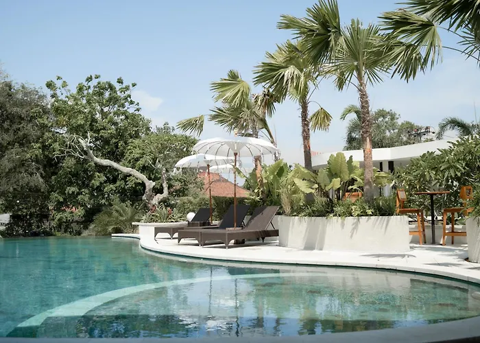 Villa Mahagiri & Dreamland Uluwatu