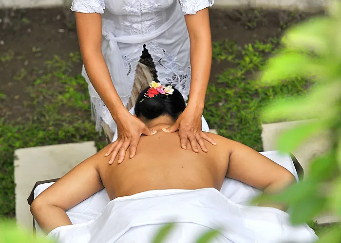 Villa Mahagiri & Dreamland Uluwatu