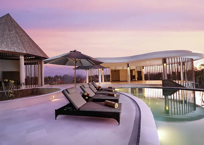 Mahagiri & Dreamland Villa
